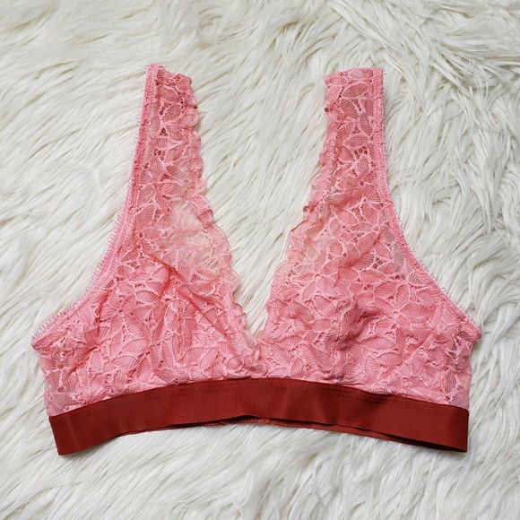 aerie Other - Aerie Pink Lace Deep V Neck Bralette Bra